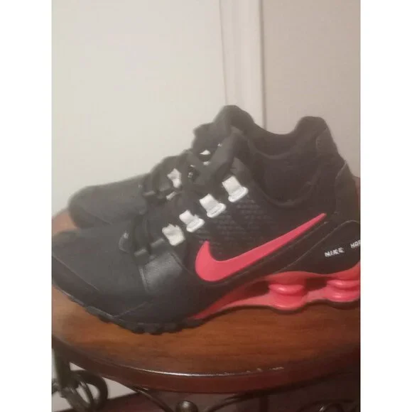 Nike Shox Avenue Womens Running Shoes Sneakers Black/Red 844131-003 Leather Sz 6 - Picture 9 of 13